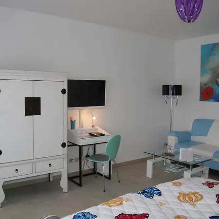Hotel Gastezimmer Am Elberadweg 4*